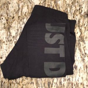 Black Nike Just Do It Leggings
